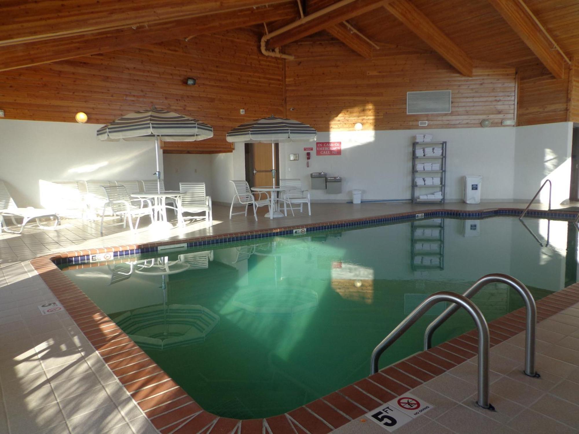 Americinn By Wyndham Madison Sd Экстерьер фото